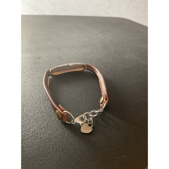Inspirational Bracelet With "You Totally Can" Engraving & Heart Charm - Picture 5 of 5